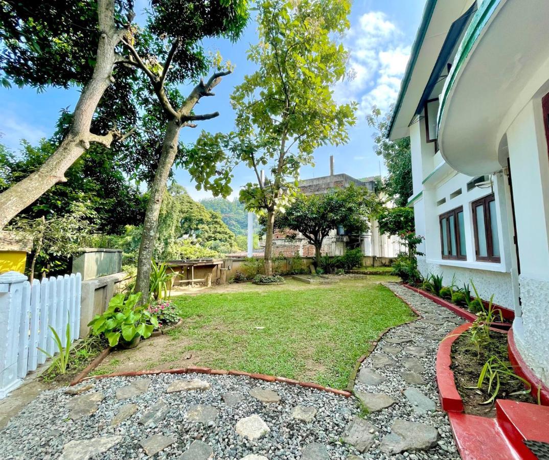 Kandy Boutique Villa By Fortuna Bungalows Exterior foto